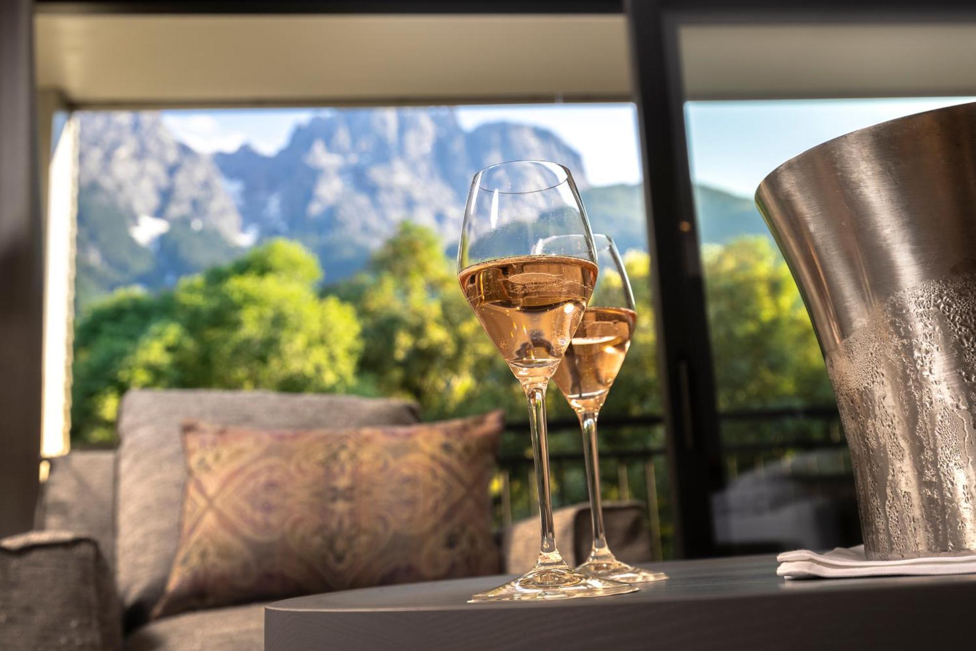 Dolomitengolf Suites Lavant Værelse billede